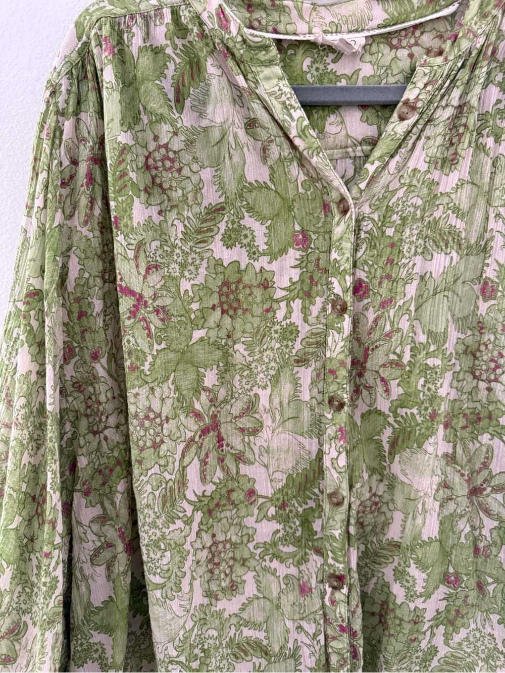 Pilcro Green Floral Button-Front Blouse with Billowy Sleeves